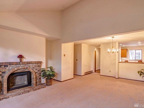 2nd image of 12711 NE 116th St APT B302