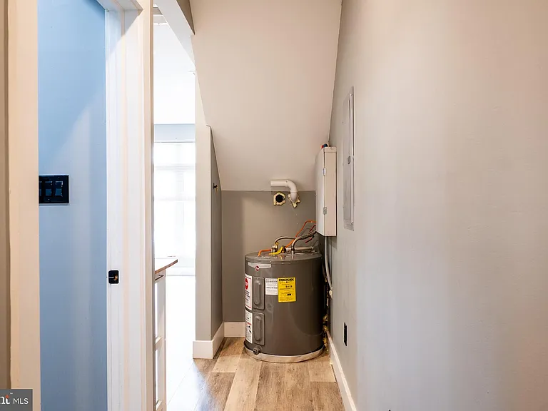 1239 N 19th St #1 — Photo 10