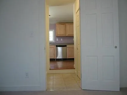1110 Wellford St — Photo 10