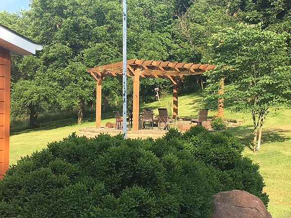 Pergola Entertainment area