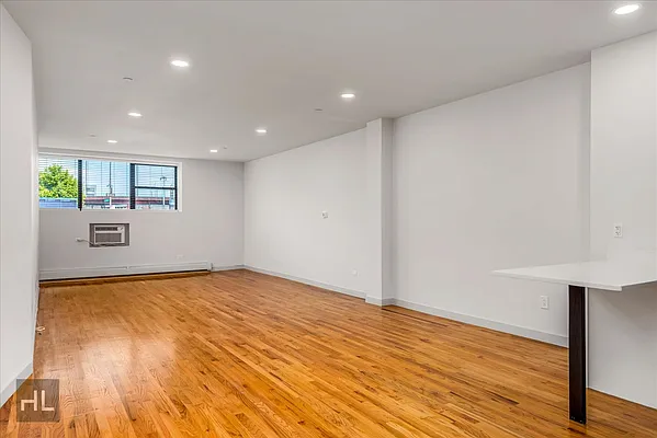 Rented by Highline Residential | media 13