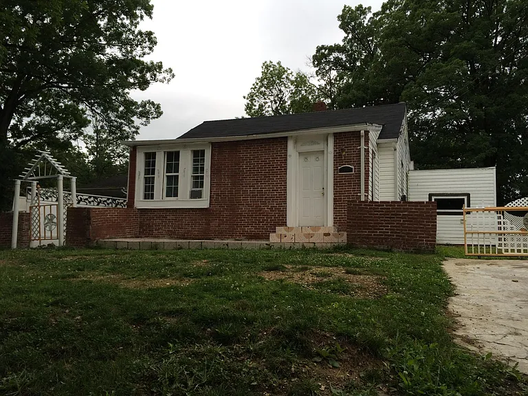 3421 Randall Rd #4 — Photo 4