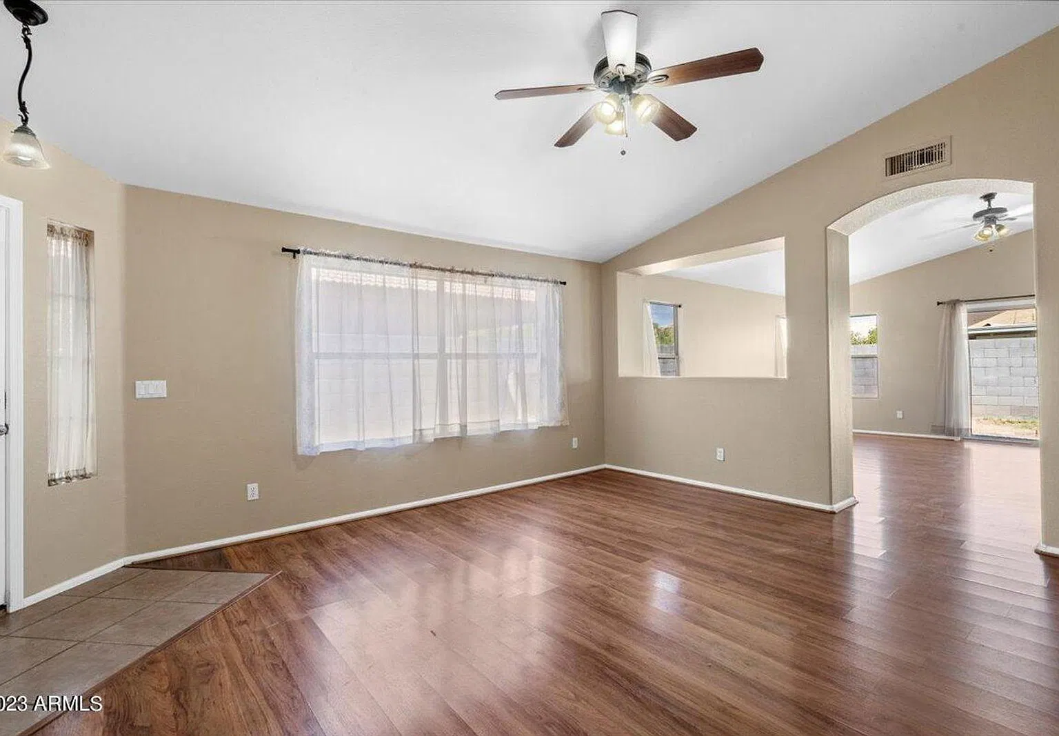3 bed, 2.0 bath, 1502 sqft, $1,800 — Photo 3