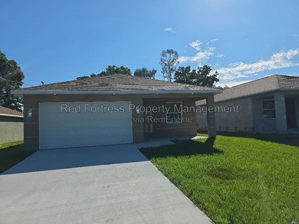 685 Oleander Ave, Fort Myers, FL 33916