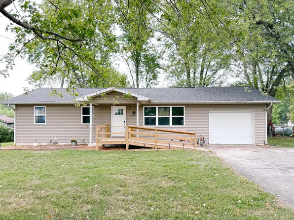 102 E Self Street, Pleasant Hope, MO 65725
