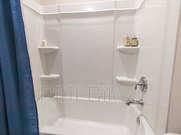 4th image of 12253 Savannah Cir