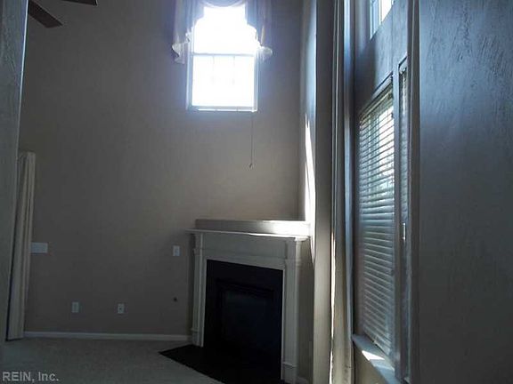 4th image of 136 White Cedar Ln