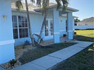 217 NW 27th Pl, Cape Coral, FL 33993