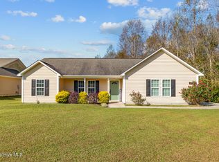 205 Chandler Simpson Ct, Beulaville, NC 28518