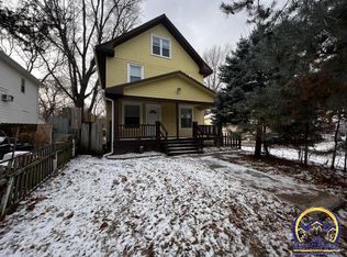 1221 SW Throop St, Topeka, KS 66604