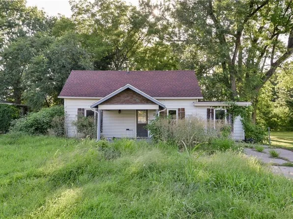 407 S Clarke Ave, Clever, MO 65631