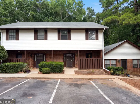 5997 Wintergreen Rd, Norcross, GA 30093