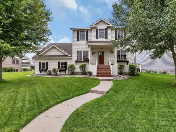 2008 11th St N, Sartell, MN 56377