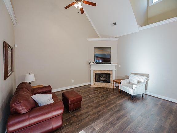 5th image of 3938 River Pointe Ln #0