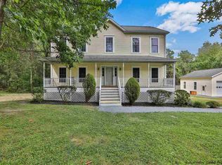 12 Hickory Hill Rd, New Paltz, NY 12561