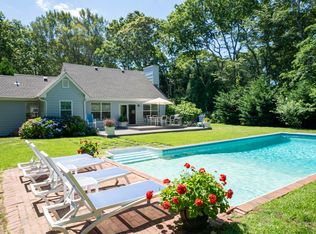12 President St, East Hampton, NY 11937