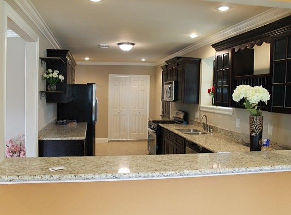 2nd image of 1229 Gardena Dr