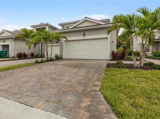 4670 Arboretum Cir UNIT 203, Naples, FL 34112