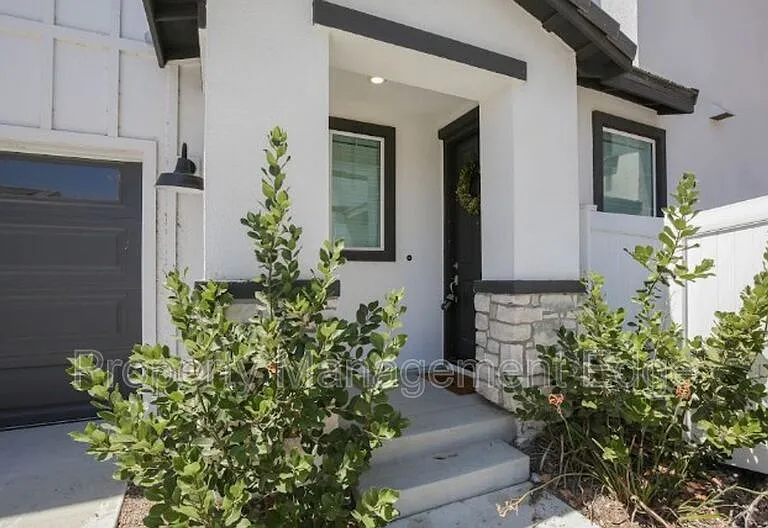 30183 Sunset Pier Dr — Photo 2