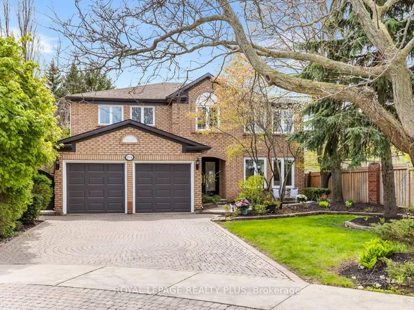 1504 Tanner Ct, Oakville, ON L6M 2Z3
