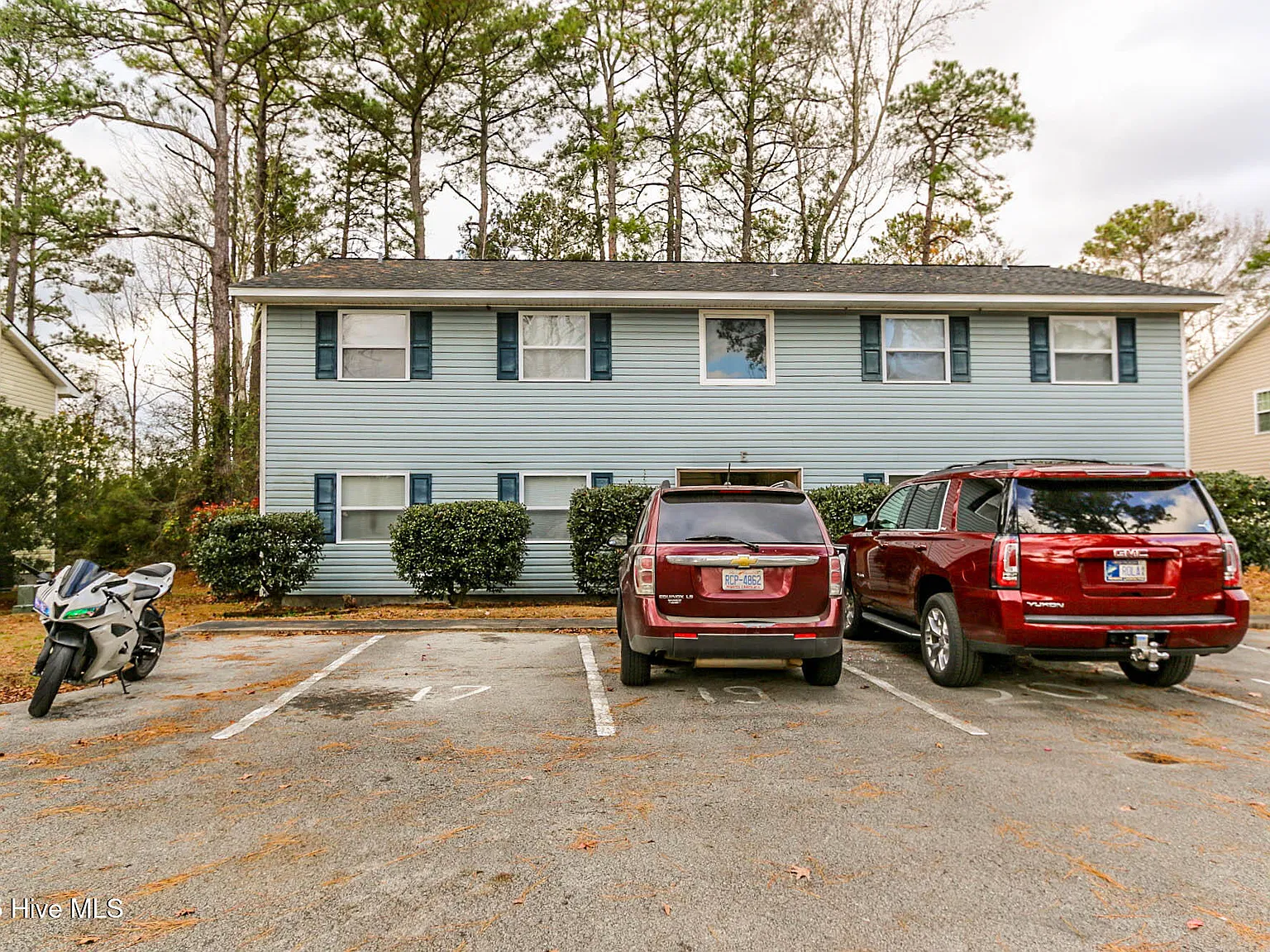 2 bed, 1.0 bath, 831 sqft, $1,000 — Photo 2
