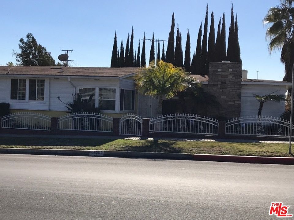 1st image of 6202 S Fairfax Ave