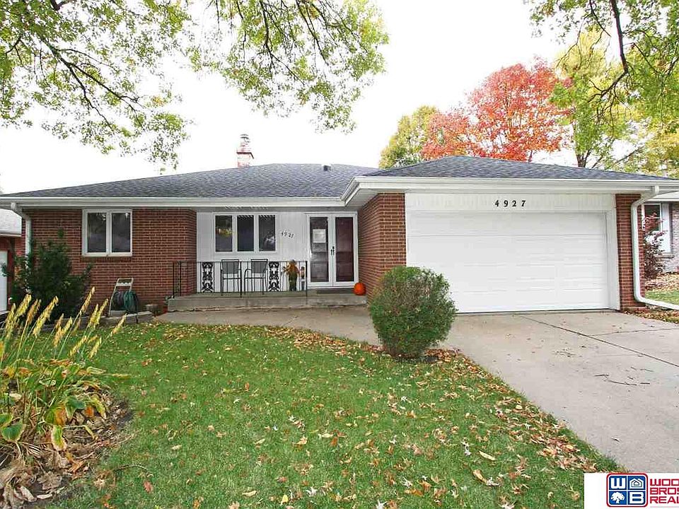 1st image of 4927 Bellhaven Dr
