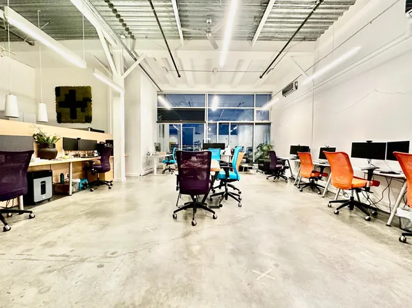 55 Cordova St E, Vancouver, BC V6A 0A5