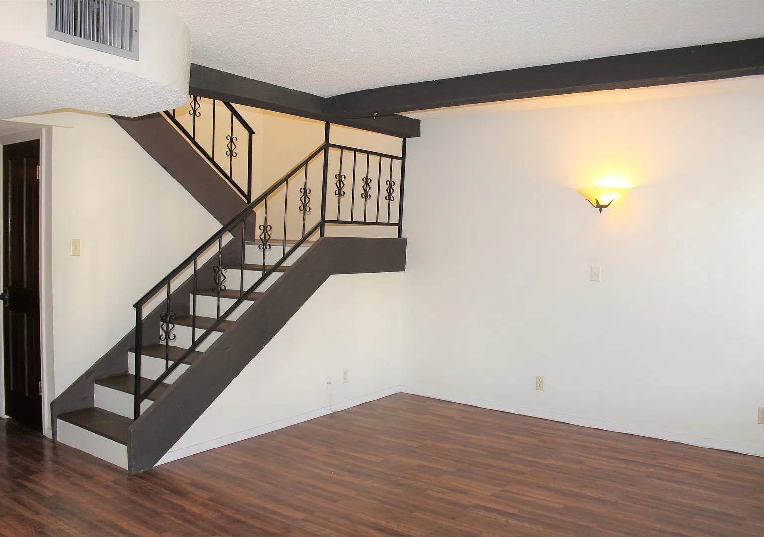 2 Story Condo Centrally Located — Photo 4