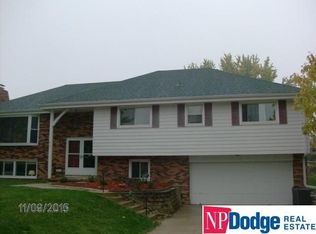 12239 Cuming St, Omaha, NE 68154