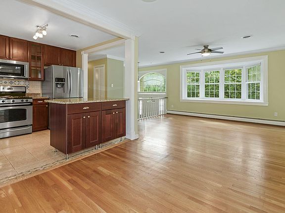 2nd image of 6708 Moly Dr