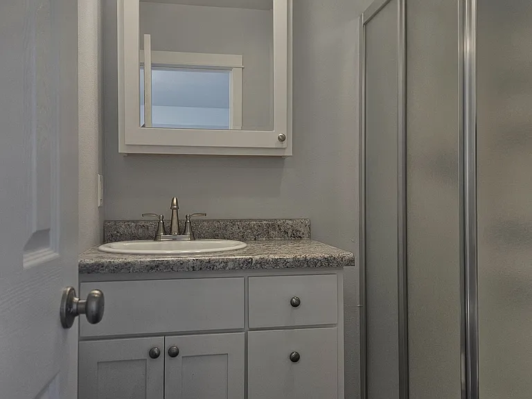 912 Broadway Ave #2 — Photo 7