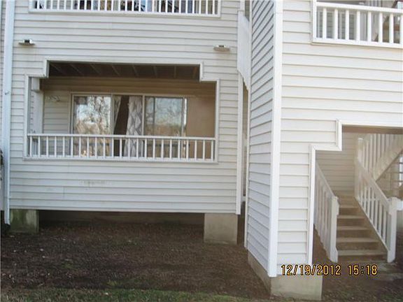 2nd image of 226 Island Cove Ct APT A
