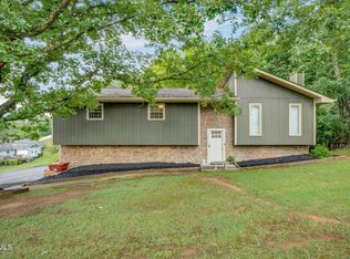 2803 Big Ridge Rd, Johnson City, TN 37601