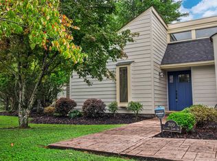 300 Crystal Lake Dr NE, Fort Payne, AL 35967