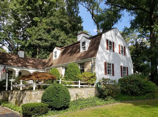 11 Wesskum Wood Rd, Riverside, CT 06878