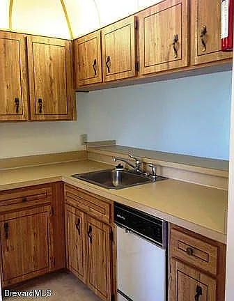 4th image of 1765 Harrison St APT 203