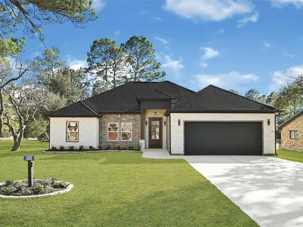 105 Bledsoe St, Prairie View, TX 77445