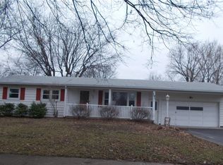 192 Fleetwood Dr, Rochester, NY 14609