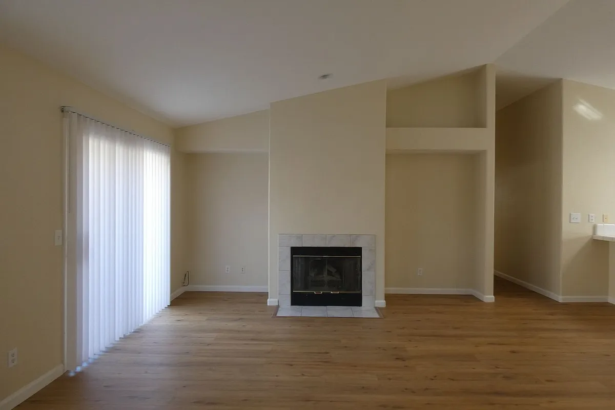 Building Photo - 125 Varner Ct