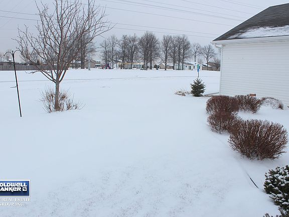 W5504 Mile Long Drive