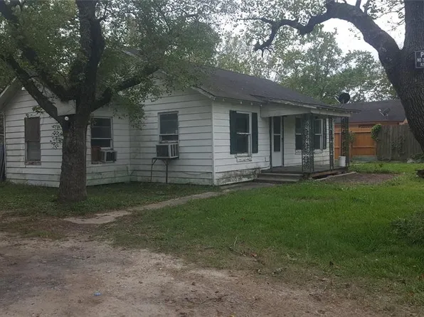 712 Hill Rd, Houston, TX 77037