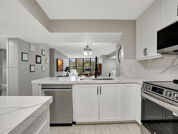 4th image of 2660 Carambola Cir N APT 305