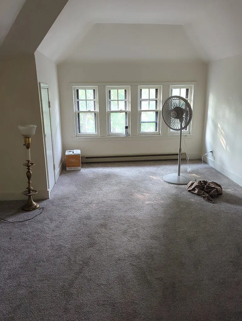 2 bed, 2.0 bath, 2000 sqft, $2,200 — Photo 3