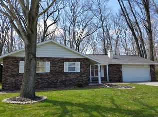 2120 Hidden Lake Ct, Charleston, IL 61920