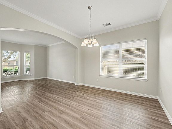 4th image of 8431 Parapet Pl