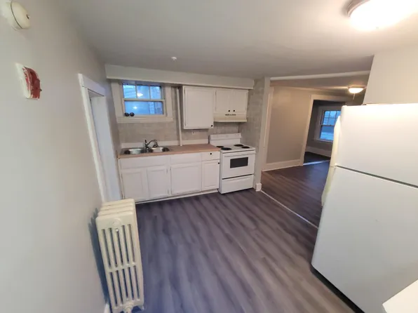 26 Sewall St #10, Augusta, ME 04330