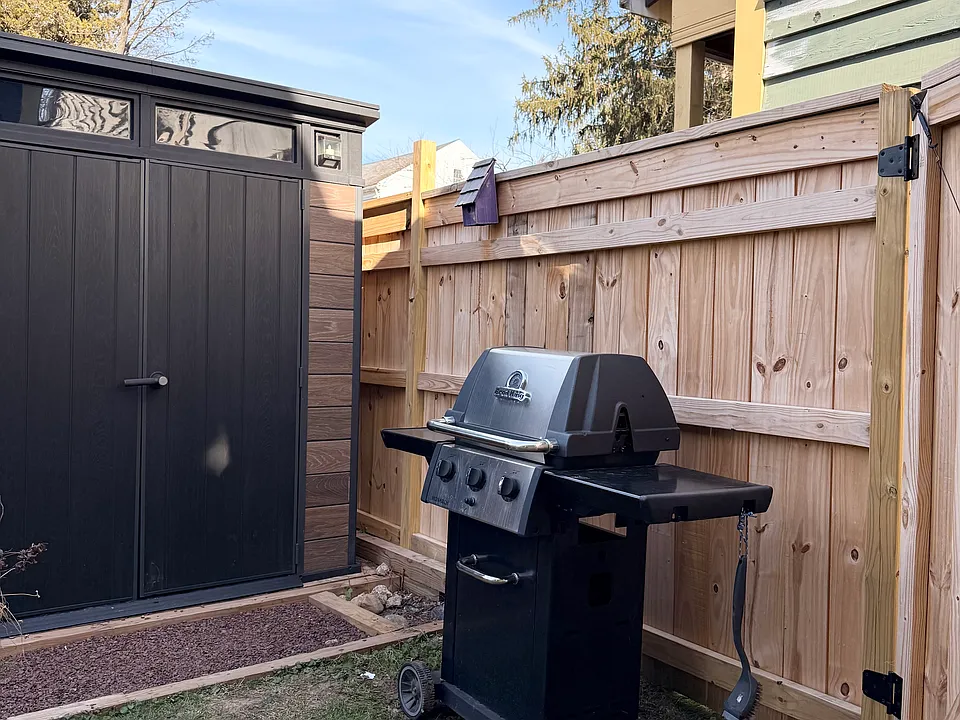 Private grill for use.