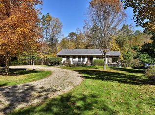 185 Beans Bridge Road, Rochester, VT 05767