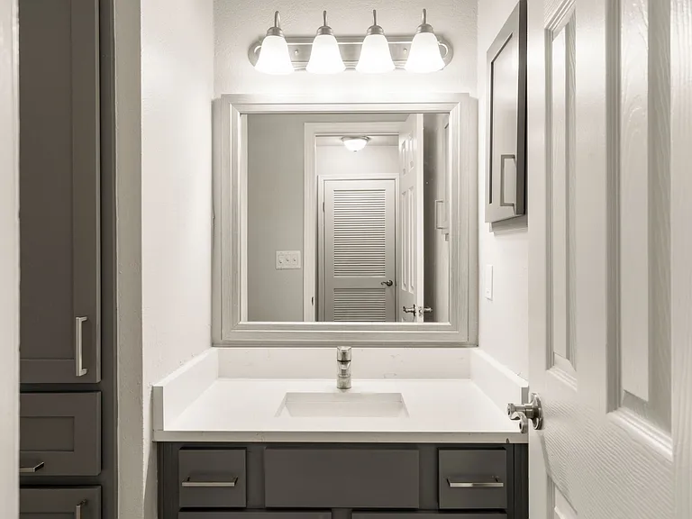Waterside Apartments Tulsa — Photo 21